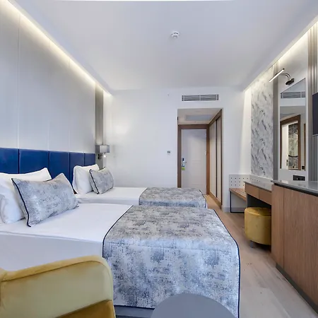 Feriested Pgs Rose (adults Only) 5*